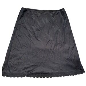 Vintage Deena Black Lace Trim Half Slip Skirt Medium Made in USA 2190L-23 Nylon